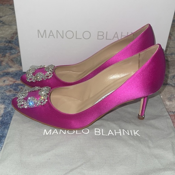 ‼️$1200 MANOLO NEW‼️STEAL‼️HOST PICK‼️ - Picture 6 of 10
